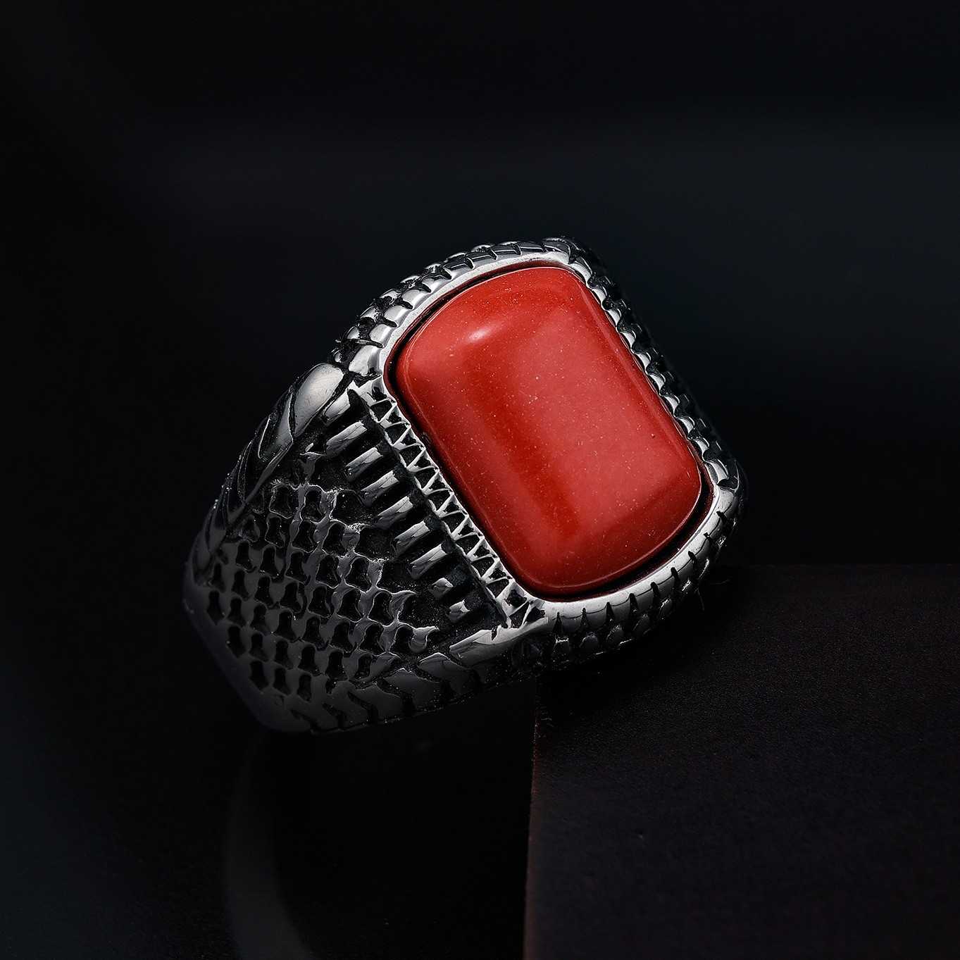 Silver Leaf Ring